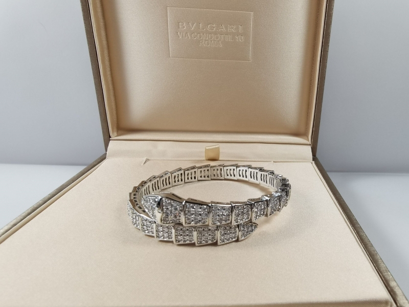 Bv1g*ai bracelets